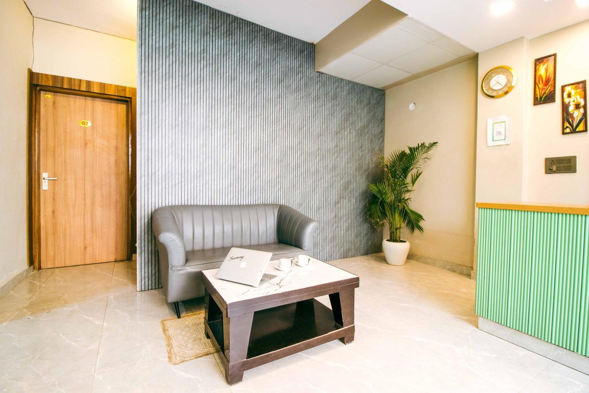诺伊达 Treebo Elite Corporate, Sector 62酒店 外观 照片
