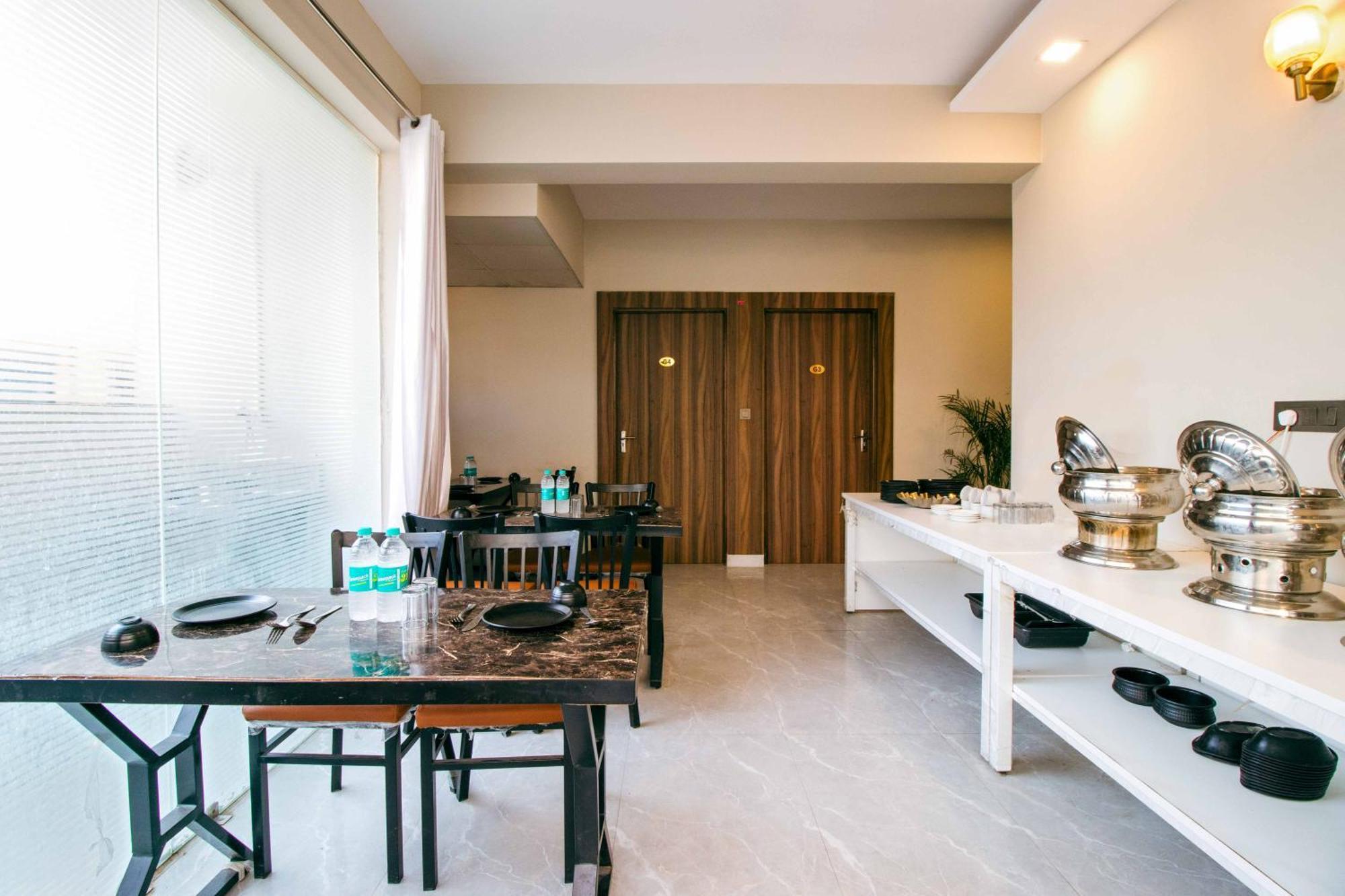 诺伊达 Treebo Elite Corporate, Sector 62酒店 外观 照片